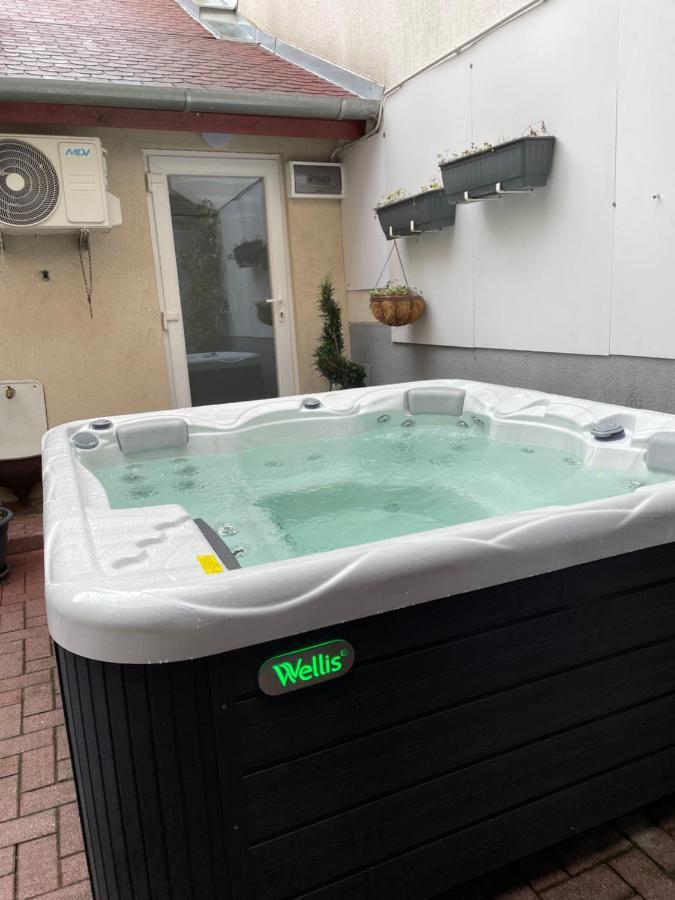 Nyil Apartman Wellnes Debrecen Luaran gambar